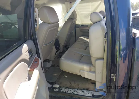 2007 Chevrolet Silverado K1500 Crew Cab из США, поврежденный, VIN 2GCEK13M371635376